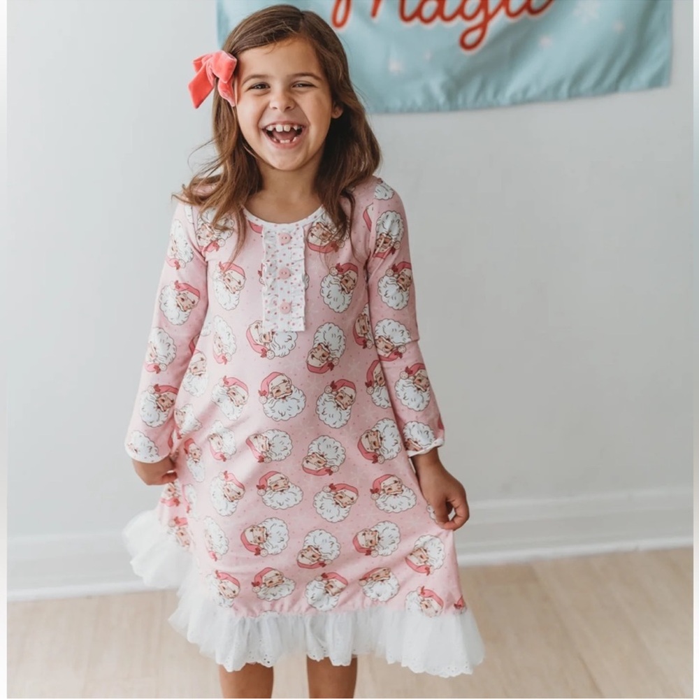 [cheeky plum] Loungewear Gown in Rosy Cheeks